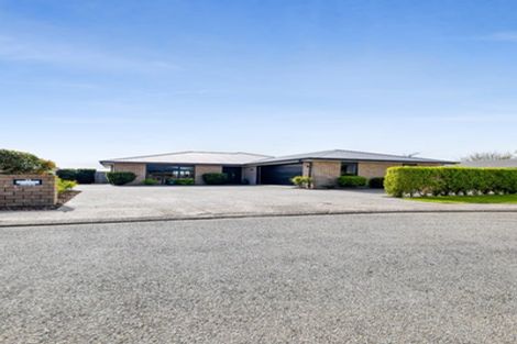 Photo of property in 38 Montague Grove, Stratford, 4332