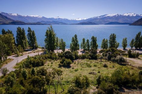 Photo of property in 333 Beacon Point Road, Wanaka, 9305