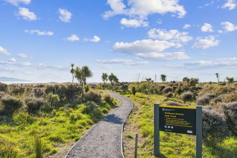 Photo of property in 12 Takahe Drive, Paraparaumu Beach, Paraparaumu, 5032