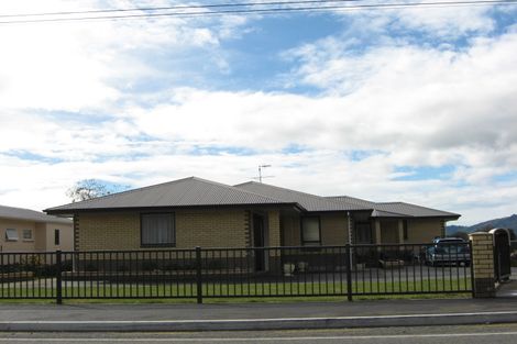 Photo of property in 23 Willow Street, Takaka, 7110