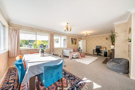 Photo of property in 6 Cruickshank Road, Clouston Park, Upper Hutt, 5018