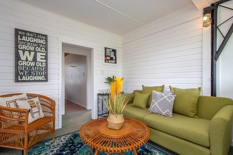 Photo of property in 9a Farnworth Avenue, Holdens Bay, Rotorua, 3010