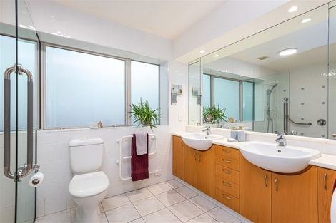 Photo of property in 38a Campbell Street, Sumner, Christchurch, 8081