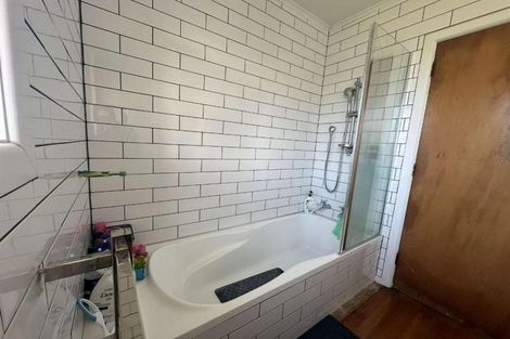 Photo of property in 73 Bayly Road, Blagdon, New Plymouth, 4310