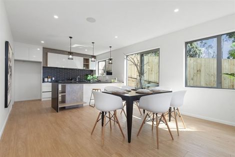 Photo of property in 5 Korari Way, Unsworth Heights, Auckland, 0632