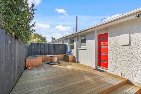 Photo of property in 4 Galway Avenue, Bryndwr, Christchurch, 8052