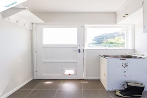 Photo of property in 46 Woodstock Road, Forrest Hill, Auckland, 0620