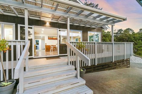 Photo of property in 132 Attwood Road, Paremoremo, Auckland, 0632