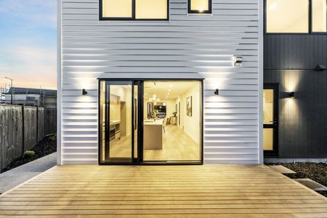 Photo of property in 4 Babos Avenue, Kumeu, 0810