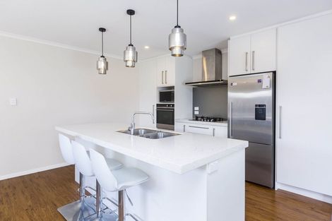 Photo of property in 12 Pattullo Crescent, Wallaceville, Upper Hutt, 5018