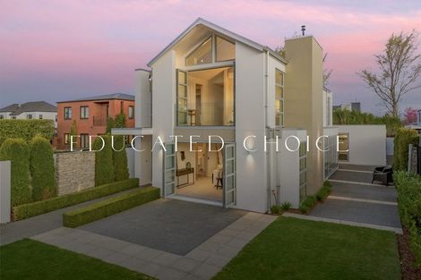 Photo of property in 72 Wai-iti Terrace, Bryndwr, Christchurch, 8052