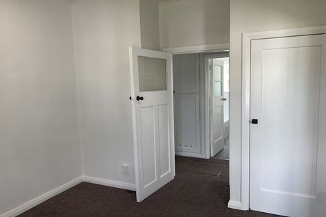 Photo of property in 7/9 Bell Street, Marton, 4710