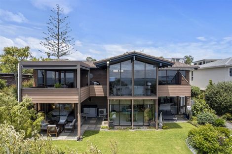 Photo of property in 60 Pacific Parade, Army Bay, Whangaparaoa, 0930