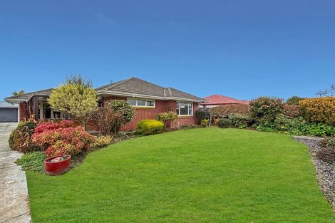 Photo of property in 8 Fatima Street, Redwood, Christchurch, 8051