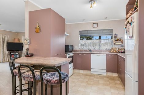 Photo of property in 11a Beauchamp Street, Tawa, Wellington, 5028
