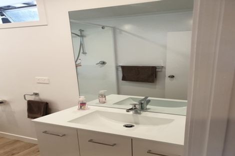 Photo of property in 41 Elliston Crescent, Stanmore Bay, Whangaparaoa, 0932