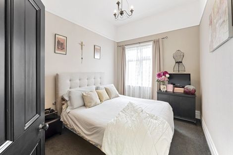 Photo of property in 39 Mako Mako Road, Levin, 5510