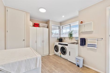 Photo of property in 28 Balmoral Street, Culverden, 7392