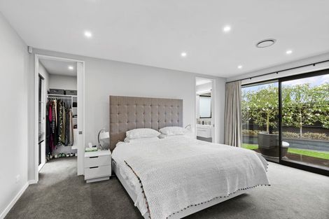 Photo of property in 46 Holiday Drive, Mairehau, Christchurch, 8052