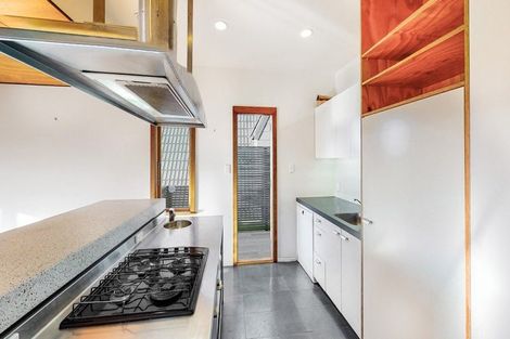 Photo of property in 51 Mantell Street, Seatoun, Wellington, 6022