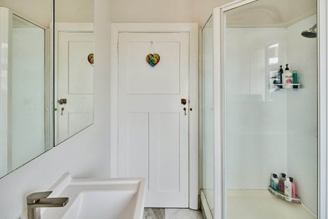 Photo of property in 4/24 Elizabeth Street, Mount Victoria, Wellington, 6011