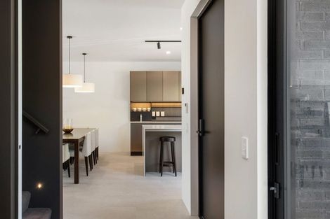 Photo of property in 27 Carlton Mill Road, Merivale, Christchurch, 8014