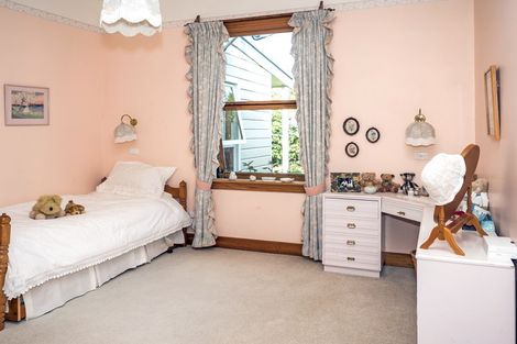 Photo of property in 1 Wright Street, Geraldine, 7930