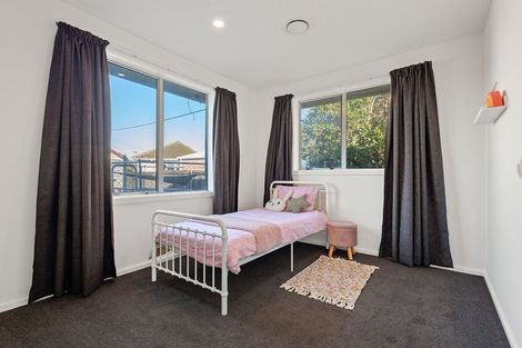 Photo of property in 9 Oakhampton Street, Hornby, Christchurch, 8042