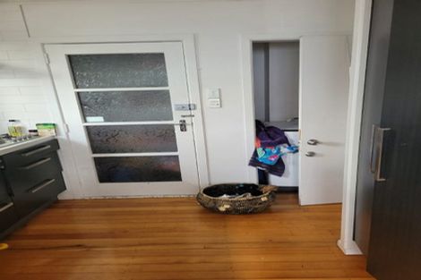 Photo of property in 76 Willerton Avenue, New Lynn, Auckland, 0600