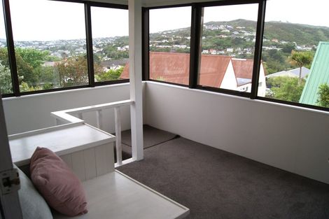 Photo of property in 78 Thurleigh Grove, Karori, Wellington, 6012