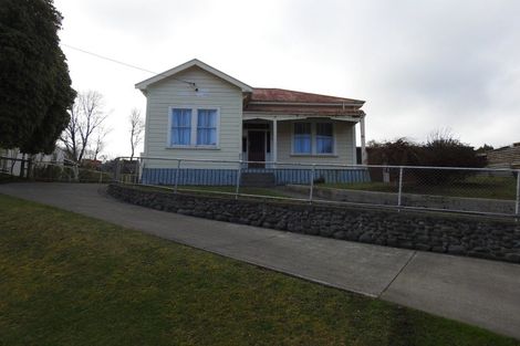 Photo of property in 2 Moa Street, Taihape, 4720