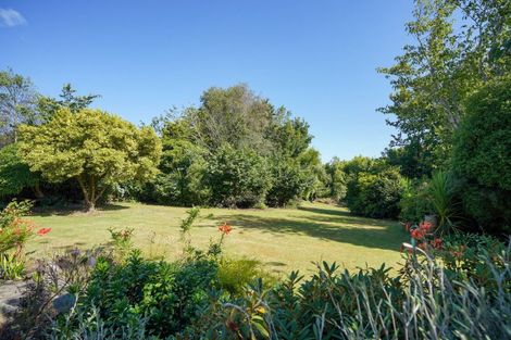 Photo of property in 195 Oteramika Road, Seaward Bush, Invercargill, 9871