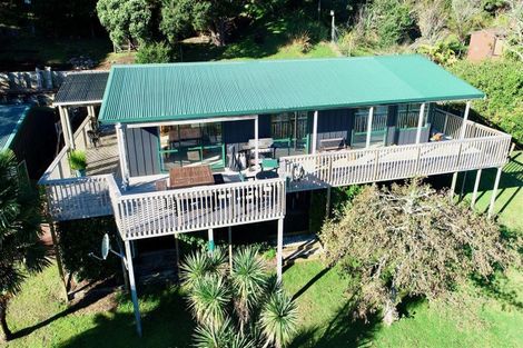 Photo of property in 6 Pohutukawa Grove, Whitianga, 3510