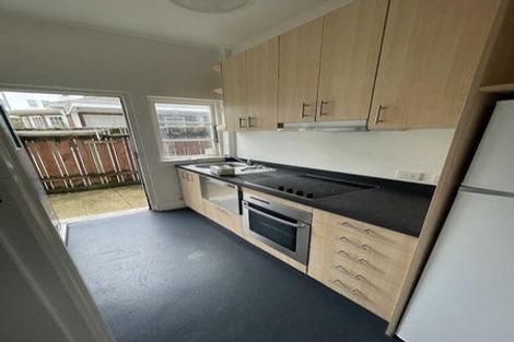 Photo of property in Norton Flats, 1/302 Willis Street, Aro Valley, Wellington, 6011