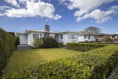 Photo of property in 9 Trafalgar Street, Westown, New Plymouth, 4310