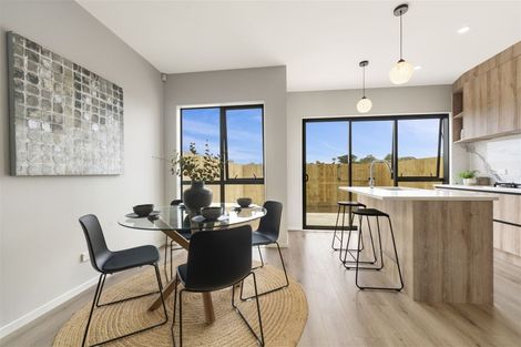 Photo of property in 39 Matakohe Road, Westgate, Auckland, 0814