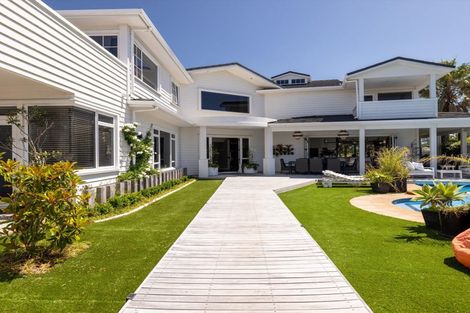 Photo of property in 198 Oceanbeach Road, Mount Maunganui, 3116