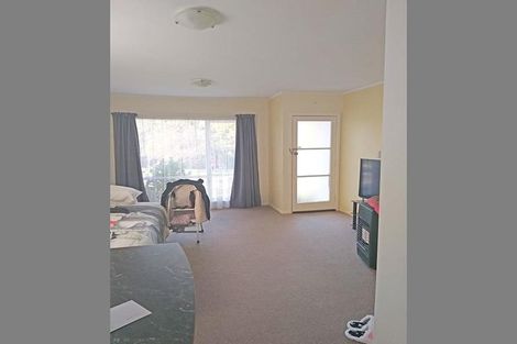 Photo of property in 1/99 Ireland Road, Mount Wellington, Auckland, 1060