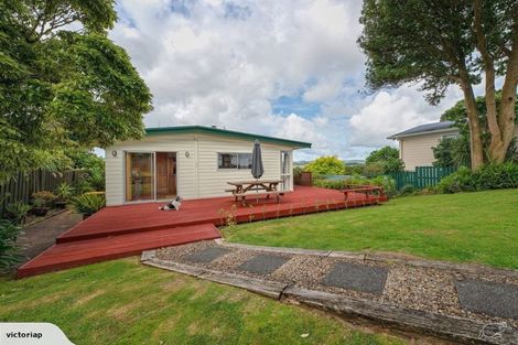 Photo of property in 50 Victoria Avenue, Waiuku, 2123