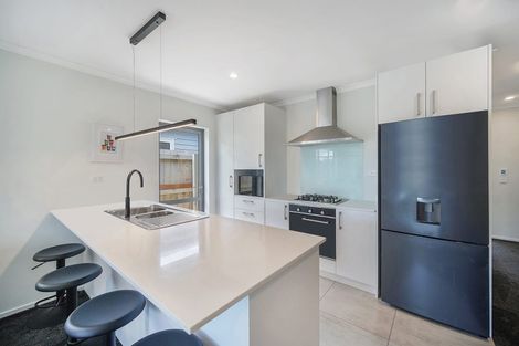 Photo of property in 99 Kuaka Drive, Takanini, 2112