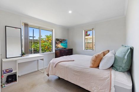 Photo of property in 120 Doncaster Drive, Papamoa Beach, Papamoa, 3118