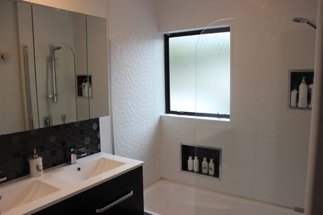 Photo of property in 94 Arawhata Street, Ranui, Porirua, 5024