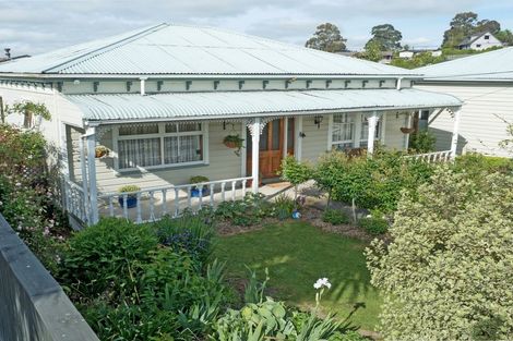 Photo of property in 1 Wright Street, Geraldine, 7930