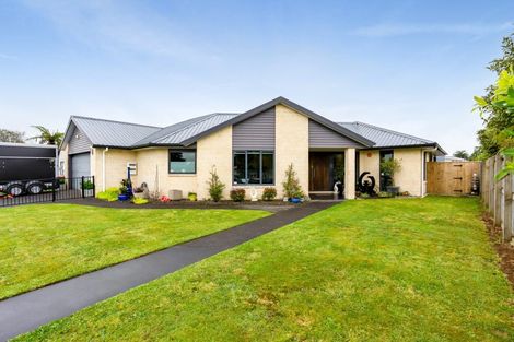 Photo of property in 22 Koromiko Street, Inglewood, 4330