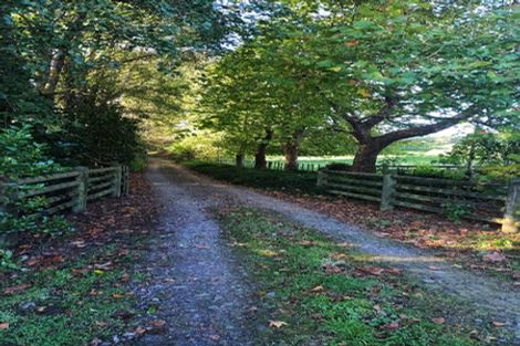 Photo of property in 281 North Manakau Road, Manakau, Levin, 5573