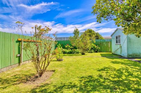 Photo of property in 37 Hillary Crescent, Maraenui, Napier, 4110