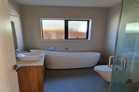 Photo of property in 27 Hangar Lane, Whenuapai, Auckland, 0618