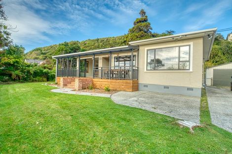 Photo of property in 3 Fernhill Place, Karoro, Greymouth, 7805