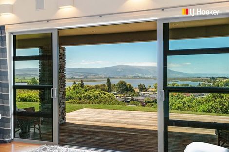 Photo of property in 21a Castle Street, Waihola, Milton, 9073