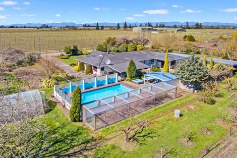 Photo of property in 51 Douglas Road, Motueka, 7196